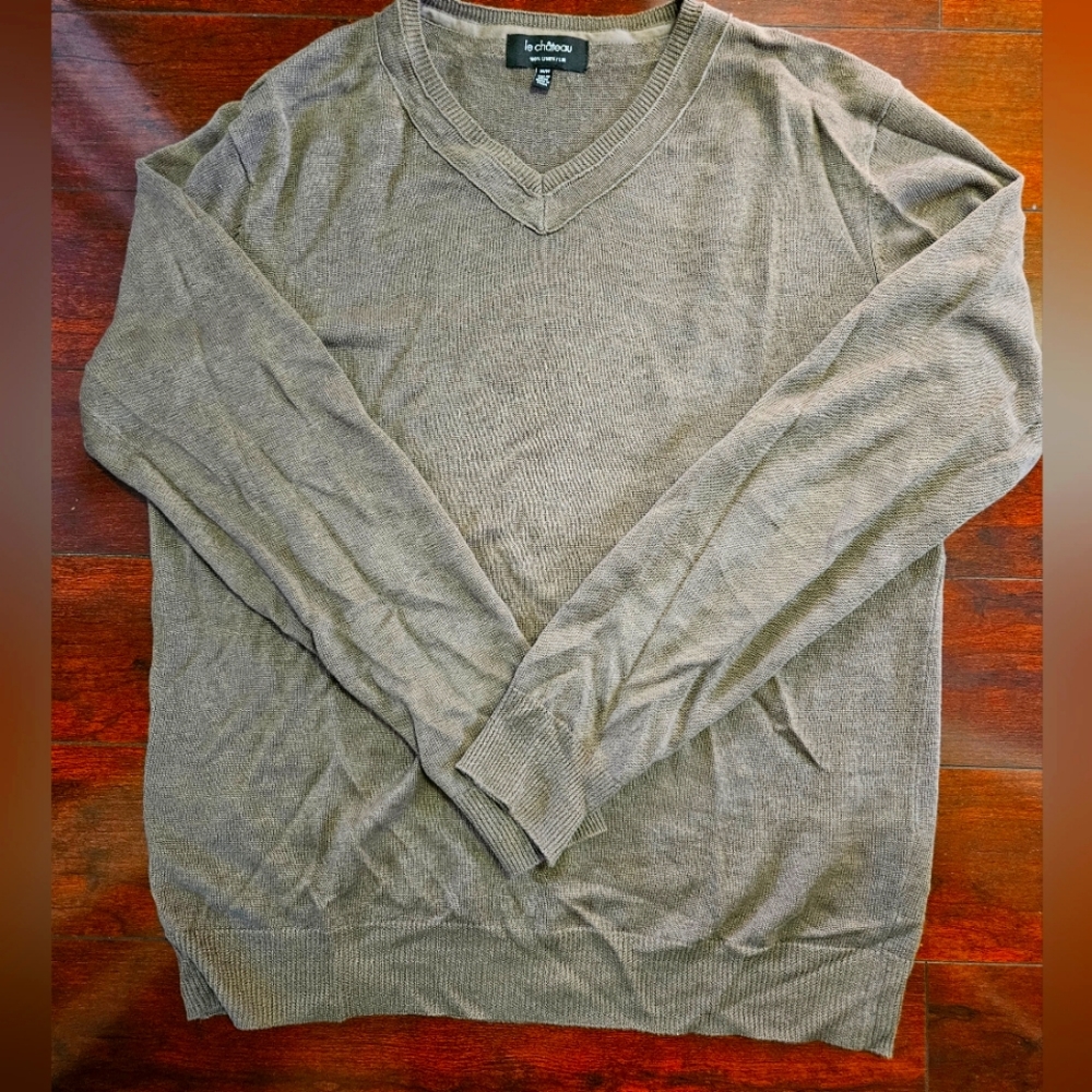 Le Chateau Mens Linen V Neck Sweater